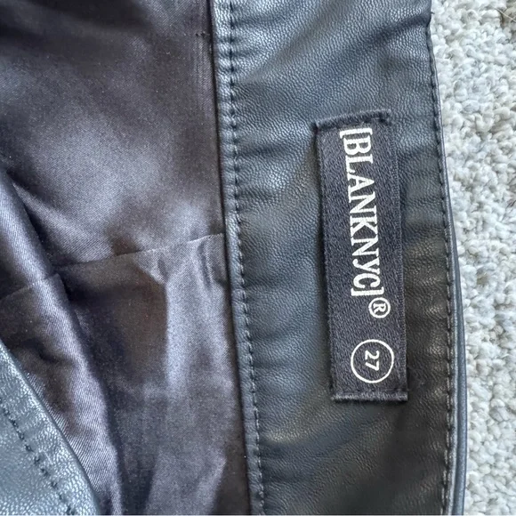NWT BLANK NYC Faux Leather Mini Skirt - Picture 3 of 4